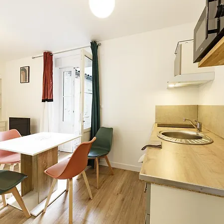 Apartment L'artiste - A 300m De La Gare De Laval Laval (Mayenne)